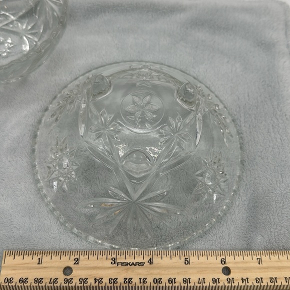 Anchor Hocking Vintage Heavy Cut Pressed Glass Candy Dish Bundle of (Two) - Picture 5 of 8